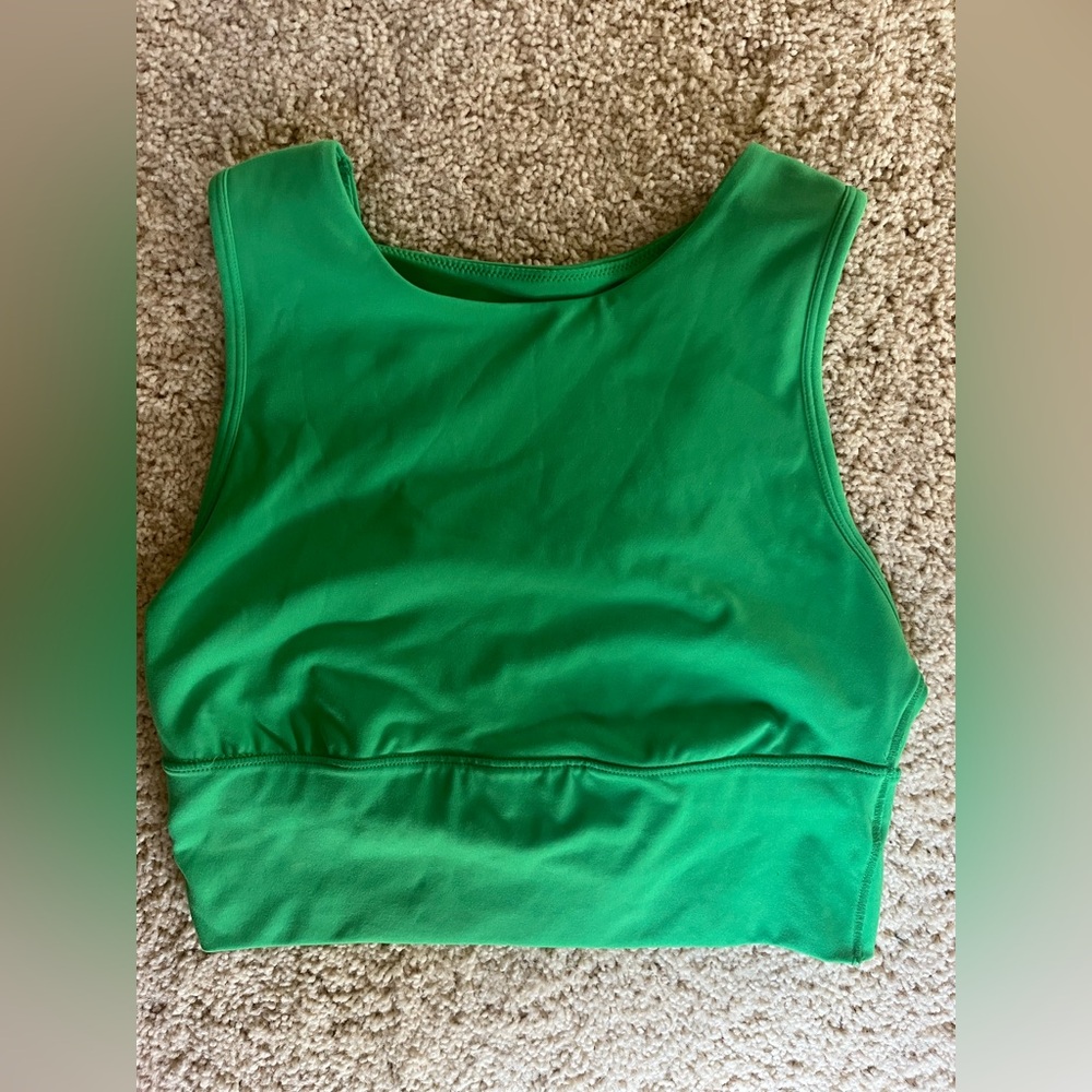 All in motion, M, lined crop top tank